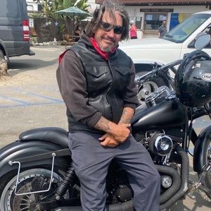 Meet your Posher, Thomas